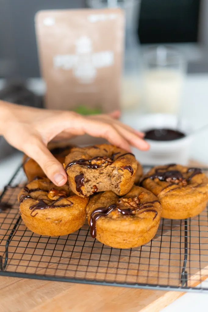 nuzlve-BOLINHOS DE NOZ VEGAN E SEM GLÚTEN 1.webp